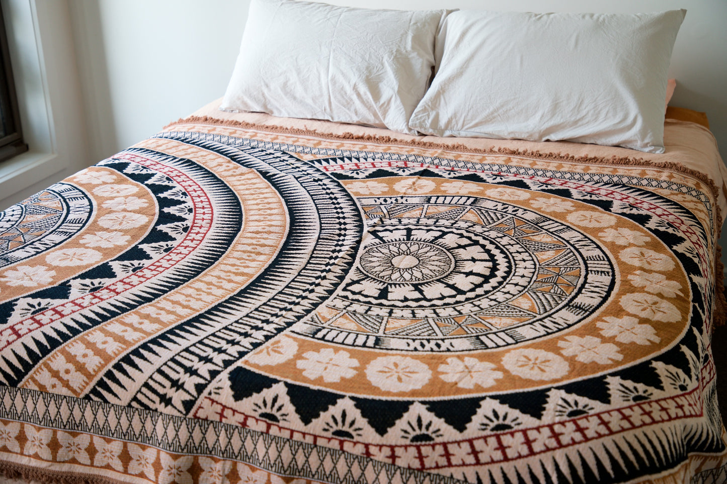 Bula! Throw Rug