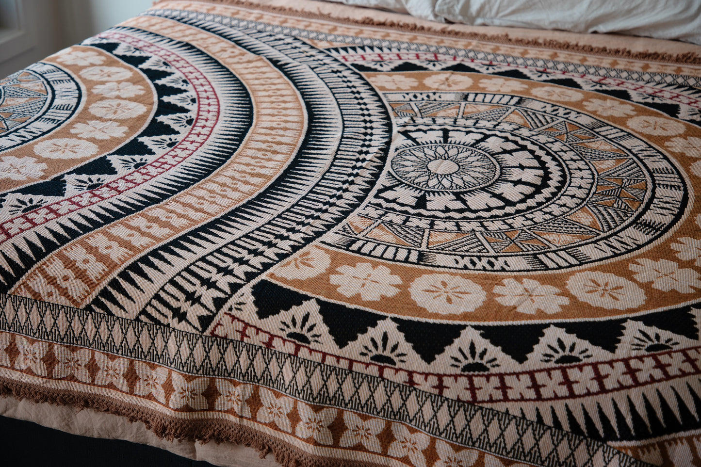 Bula! Throw Rug