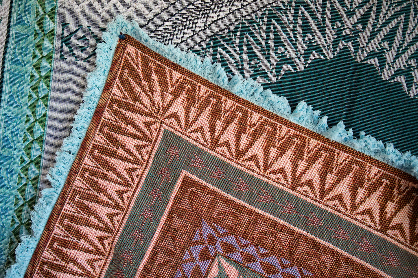 Tinirau Throw Rug