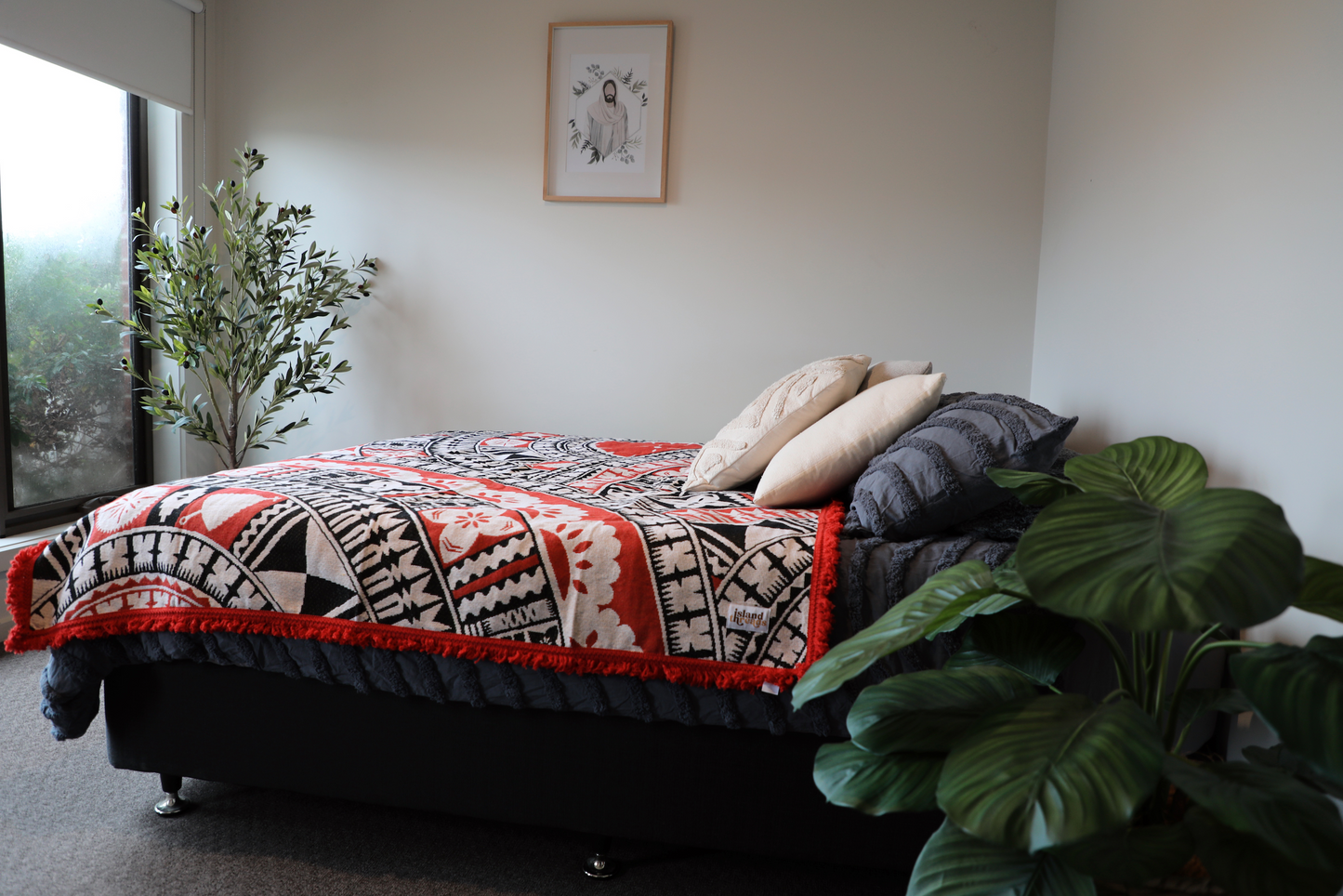 Totoka Throw Rug